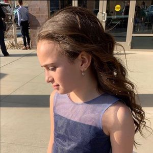 Meet your Posher, Stella